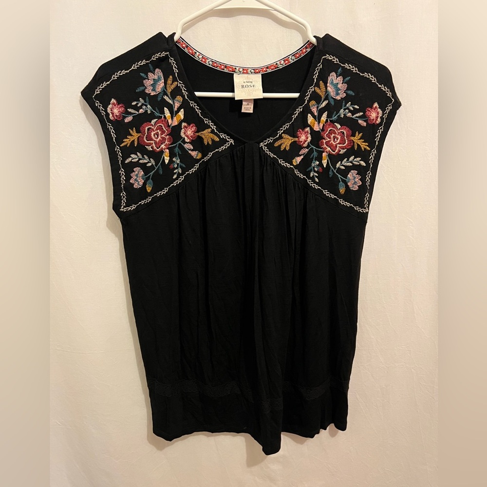 Knox Rose size M color black